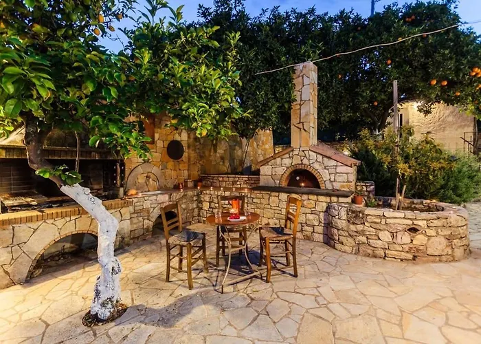 Apartment Stone House With Garden Near The Petalídhion