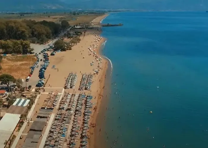 Stone House With Garden Near The * Петалидион